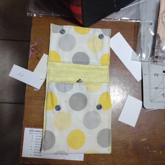 Wide Pouch - Picture 5 of 5